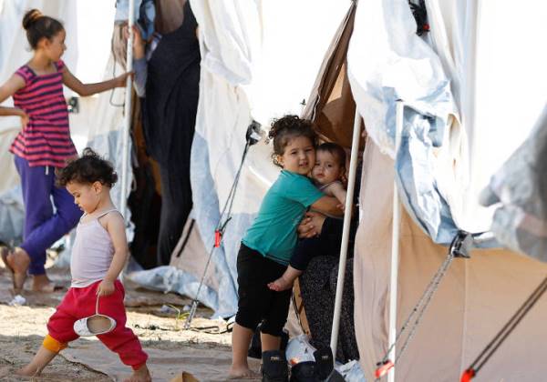 Mais de 1 milhão de crianças deixaram suas casas em Gaza, diz Unicef