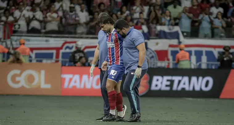 Bahia confirma lesão e volante passará por cirurgia; saiba quem
