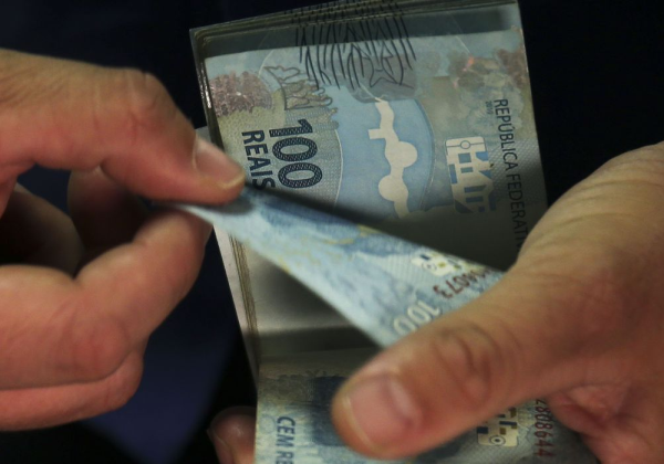 Segunda parcela do décimo terceiro deve injetar R$ 106 bi na economia