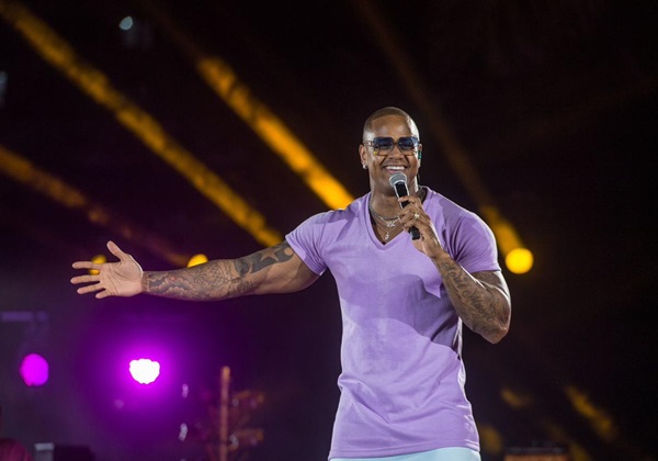 Léo Santana grava PaGGodin com participações especiais no Rio de Janeiro