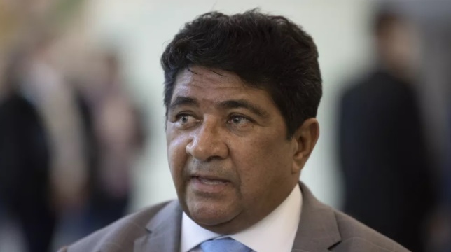 Justiça decide tirar Ednaldo da CBF e coloca presidente do STJD como interino; Fifa pode punir entidade
