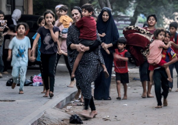 MUNDO Publicado em 21/12/2023 às 22h00. Unicef alerta que crianças passam por escassez de água em Gaza