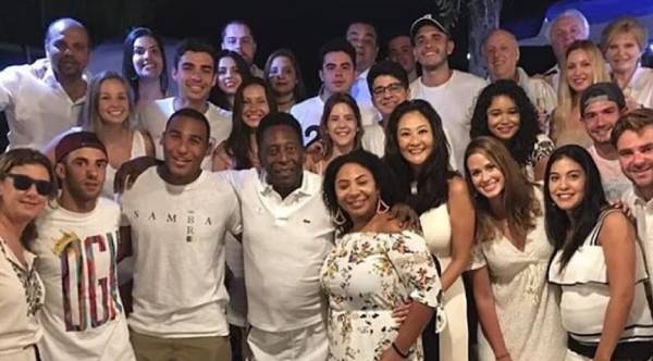 Teste de DNA com mulher que se diz filha de Pelé dá negativo