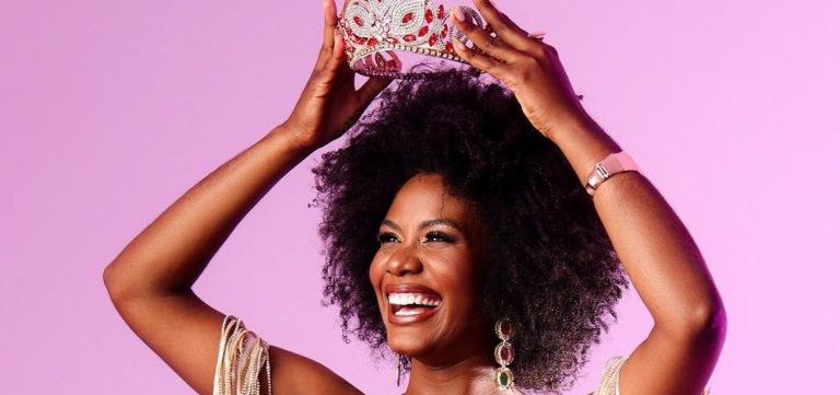 Naíra Cruz de Oliveira é eleita Rainha do Carnaval 2024