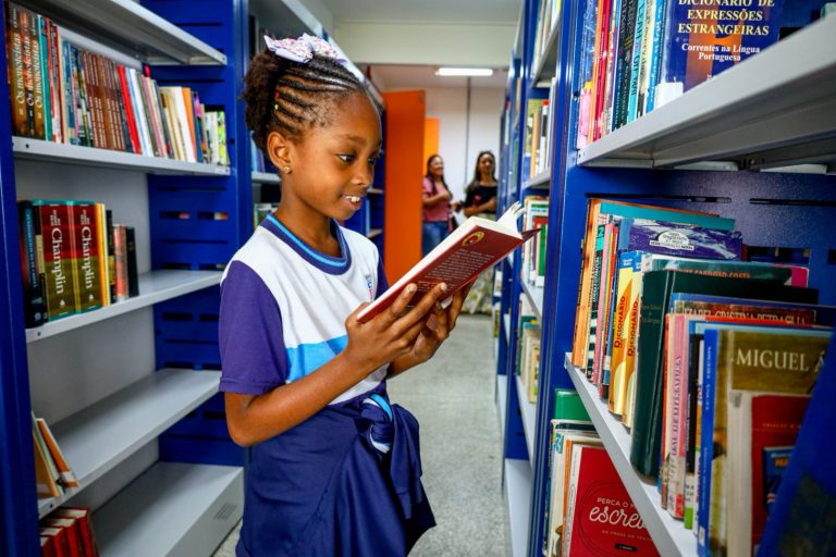Candeias: Escolas da Rede Municipal abrem matrículas para o ano letivo de 2024