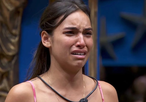 BBB24: Vanessa Lopes aperta botão de desistência e deixa reality
