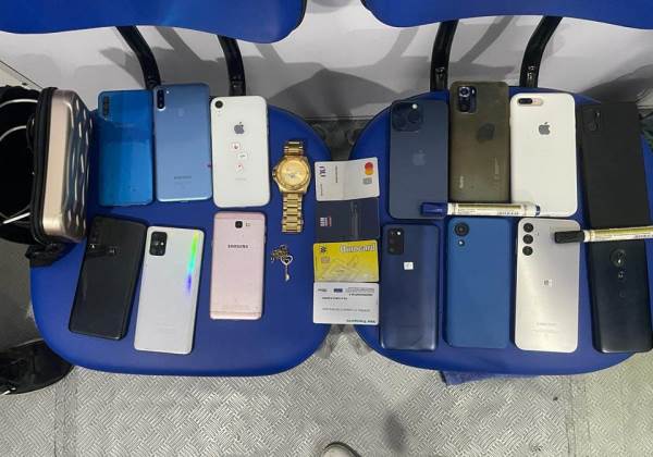 Polícia recupera 14 celulares e desmonta grupo criminoso na Baixa do Bonfim