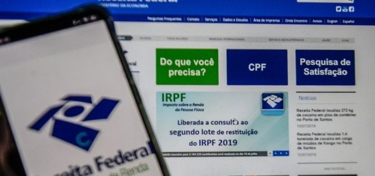 Governo publica MP que isenta quem ganha até dois salários mínimos do IR