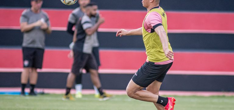 De olho na liderança do Grupo A, Vitória visita a Juazeirense nesta quarta pelo Nordestão