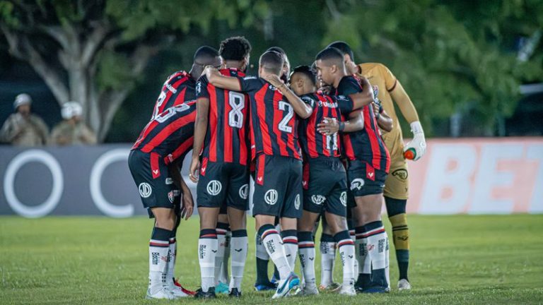 Vitória fica apenas no empate na estreia da Copa do Nordeste
