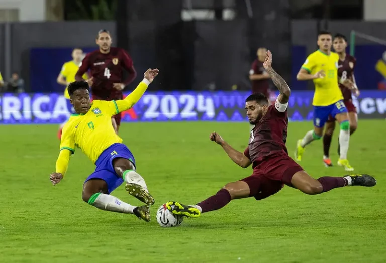 Brasil joga mal, mas vence Venezuela e respira no Pré-Olímpico