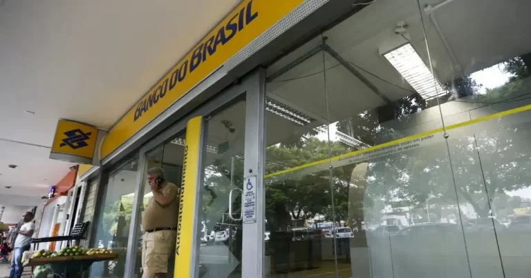 Bancos voltam a funcionar nesta quarta-feira de Cinzas; confira