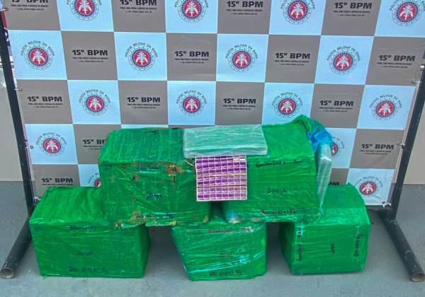 Polícia Militar apreende 100 kg de droga no interior da Bahia