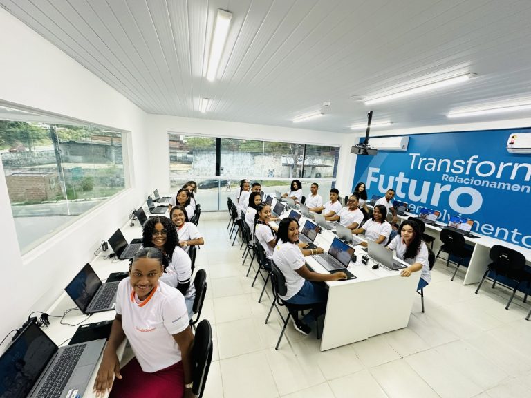 Acelen, Fundação Banco do Brasil e AVSI Brasil  iniciam segunda turma do projeto Jornada Jovem