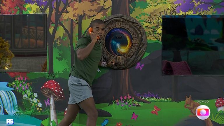 BBB 24: Davi atende o Big Fone, fica imune e faz reviravolta no jogo