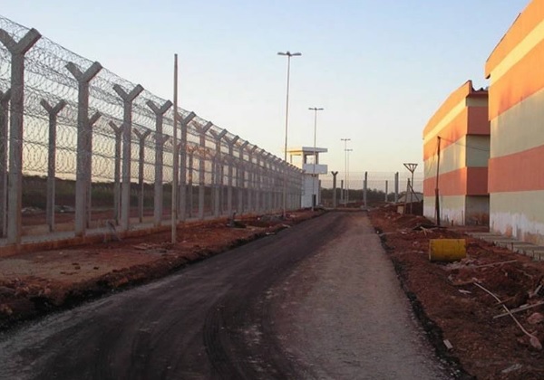 Terreno complexo e chuva dificultam captura de presos, diz Lewandowski