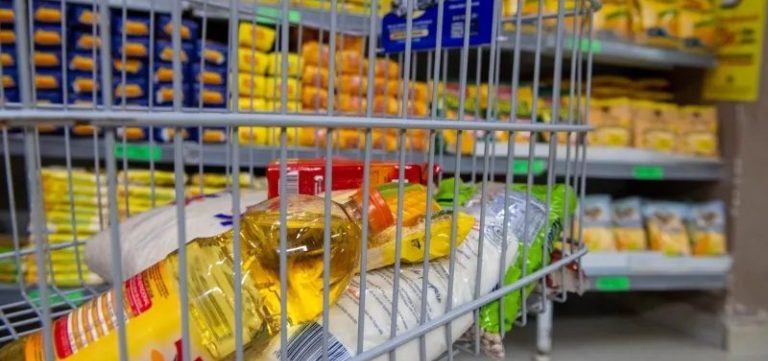 Cesta básica de Salvador apresenta aumento no preço de 16 produtos em fevereiro