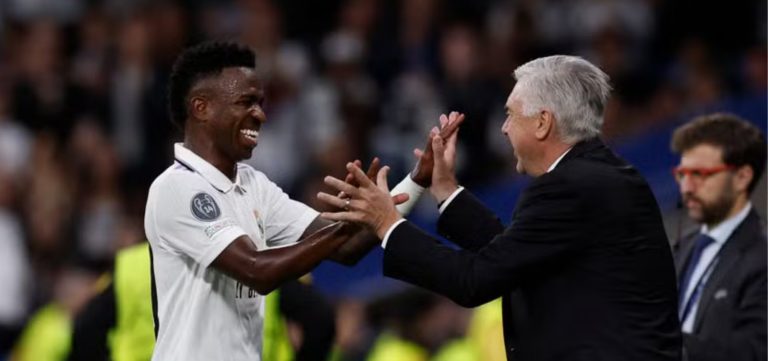 “Nunca vi jogador tão perseguido como Vini Jr”, diz Ancelotti