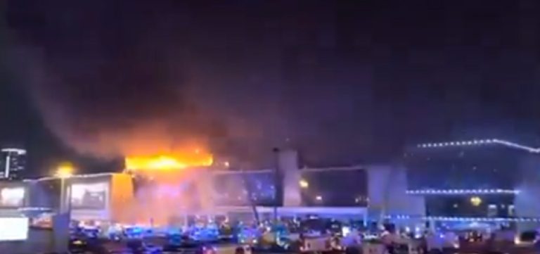 Rússia prende suspeitos de ataque em Moscou; atentado deixou 115 mortos