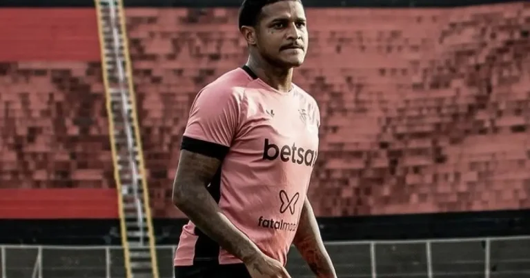 Vitória x Itabaiana: veja prováveis escalações, horário e onde assistir