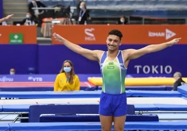 Rayan Dutra garante vaga nos Jogos de Paris na ginástica de trampolim