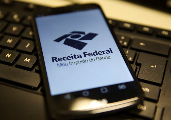 Buscas sobre Imposto de Renda crescem no Google após Receita antecipar declaração