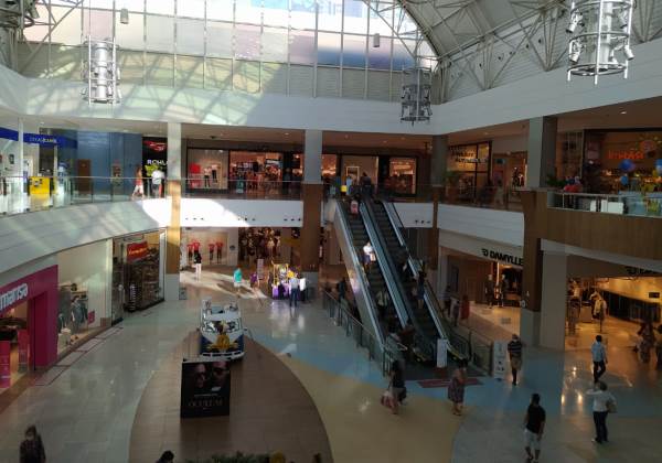 Semana Santa: veja como fica o horário de funcionamento de shoppings em SSA e RMS