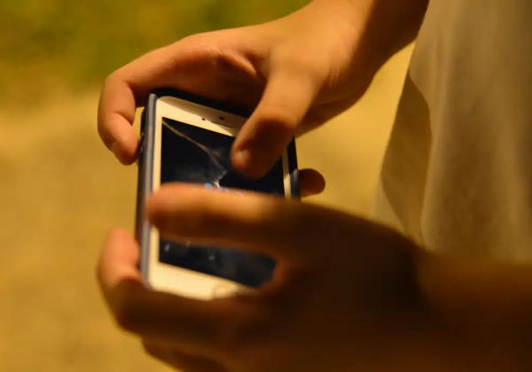 Regulamentado direito das crianças e adolescentes em ambiente digital