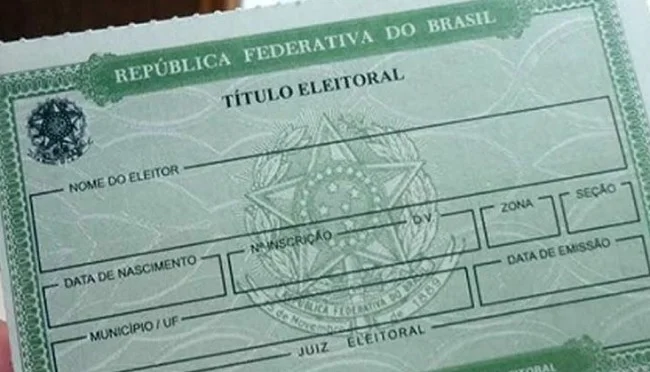 Jovens podem tirar o primeiro título de eleitor até maio