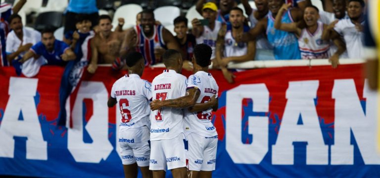 Bahia bate o Botafogo, volta a vencer fora e tem melhor início na Série A