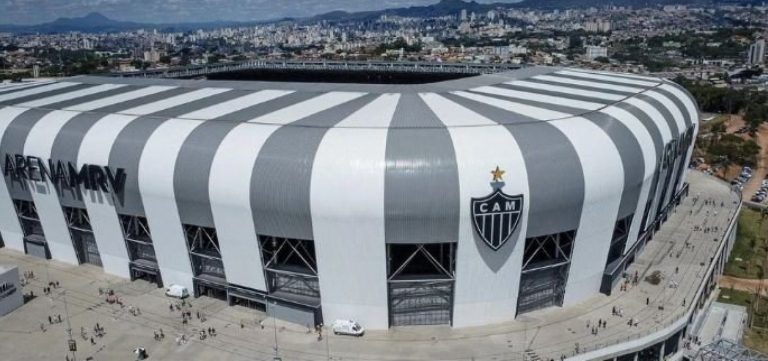 Atlético Mineiro realiza treino aberto com arrecadação em prol dos afetados no RS