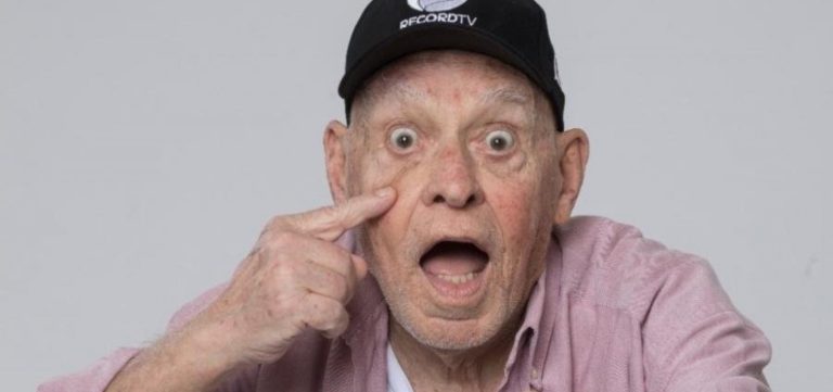 Narrador e comentarista esportivo Silvio Luiz morre aos 89 anos