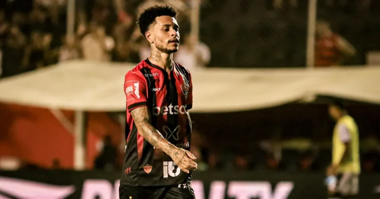 Vitória perde pro Botafogo e está eliminado da Copa do Brasil