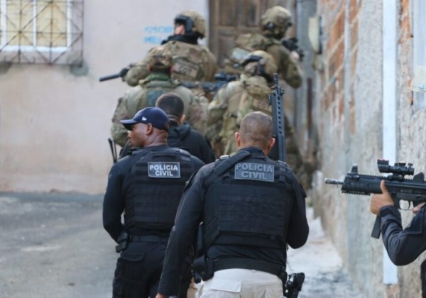 Estado paga R$ 39 milhões de bônus a policiais por redução de mortes violentas