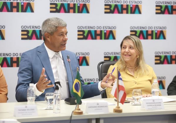 Desembargadora Cynthia Resende é empossada como governadora da Bahia em exercício