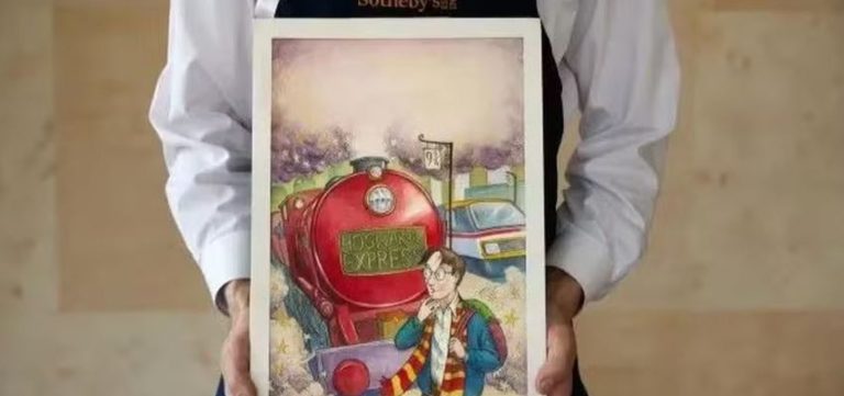 Capa original de Harry Potter é leiloada por R$ 10,4 milhões