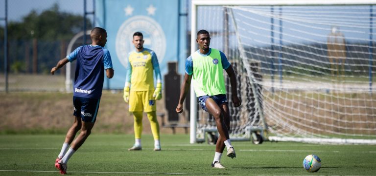 Bahia enfrenta o São Paulo neste domingo com chance de assumir a liderança da Série A