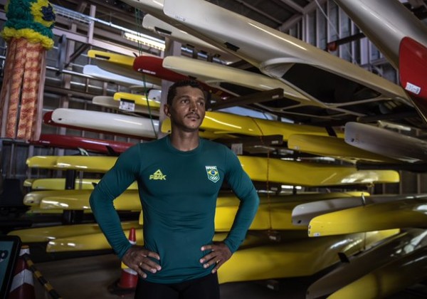 Jogos de Paris: Isaquias Queiroz vê briga apertada por recorde individual de medalhas