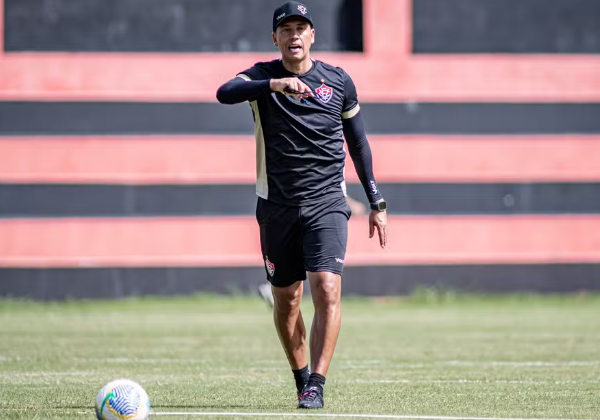 Passa quase tudo! Vitória tem a pior defesa da Série A do Brasileirão
