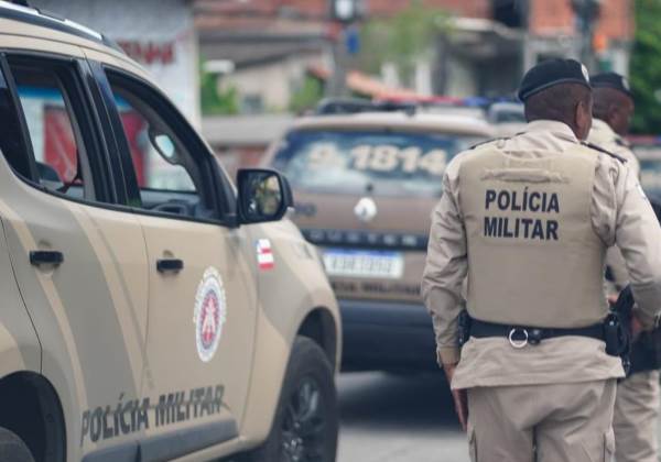 Em três anos, 250 viaturas foram alvejadas e 50 policiais baleados em serviço, revela SSP