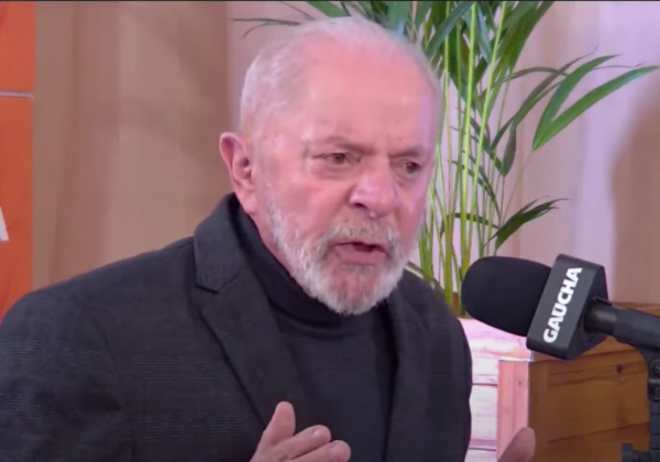 Lula conversa com líderes da Finlândia e dos Países Baixos