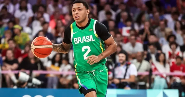 Paris-2024: Seleção masculina de basquete perde para os EUA e se despede da competição