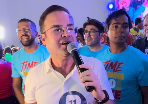‘Candeias já decidiu, quer Eriton Ramos prefeito’, diz Cacá Leão na convenção