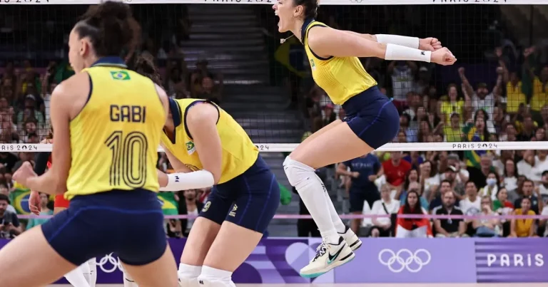 Paris-2024: Brasil é bronze no vôlei feminino