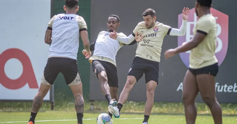 Vitória foca em treino técnico nas atividades desta quinta-feira