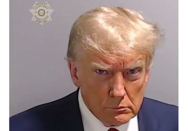 Donald Trump declara ‘ódio” a Taylor Swift após poio da antora a Kamala Harris