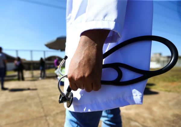 Para neurologista, doação de cérebros pode ajudar a prevenir doenças