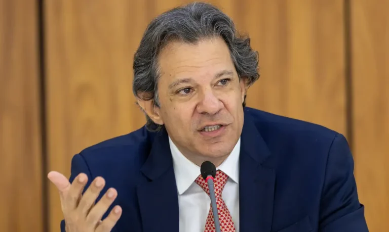 Pacote de corte de gastos está pronto e só depende do Ministério da Defesa, diz Haddad