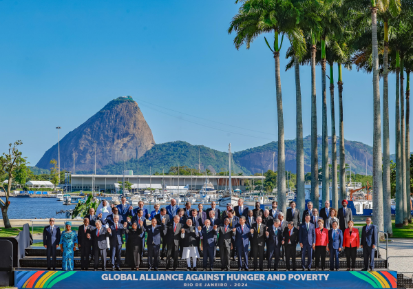 Líderes do G20 participam de foto oficial no Rio com ausências de Biden e Meloni