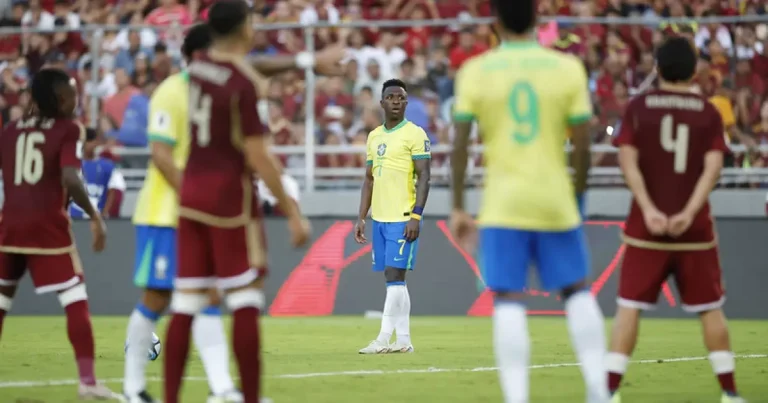 Com pênalti perdido por Vini Jr, Seleção Brasileira empata com Venezuela pelas Eliminatórias